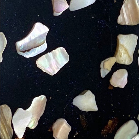 Hand-made resin coaster set - black with crushed sea shells - Picture 8 of 8